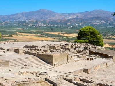 DISCOVER PHAISTOS PALACE IN SOUTHERN HERAKLION