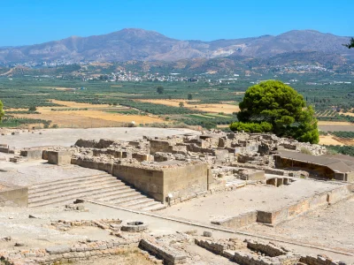 Discover Phaistos palace in southern Heraklion